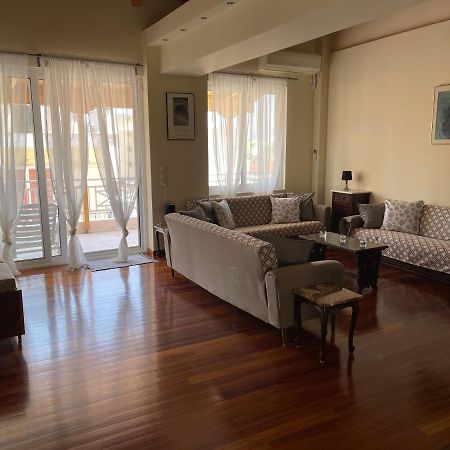 ルートラキAzure Retreatアパートメント エクステリア 写真
